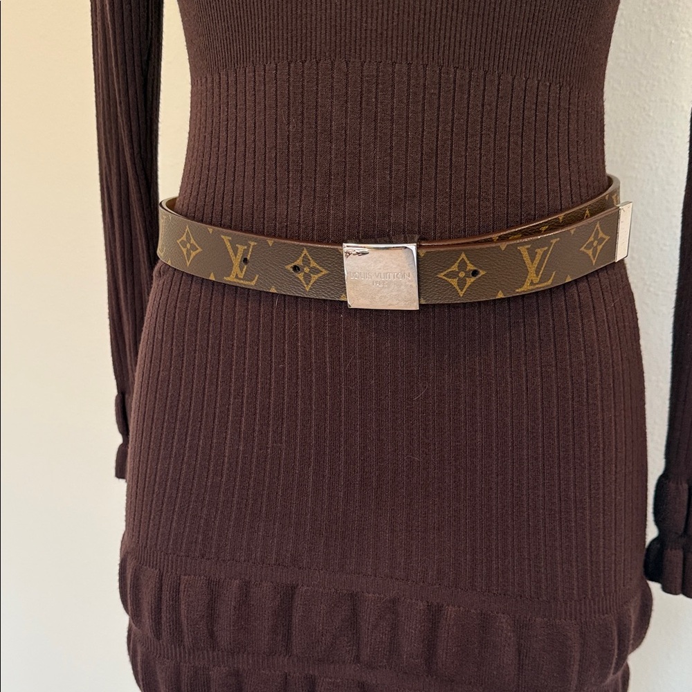 Louis Vuitton Classic Monogram Belt with Silver Buckle 80–32